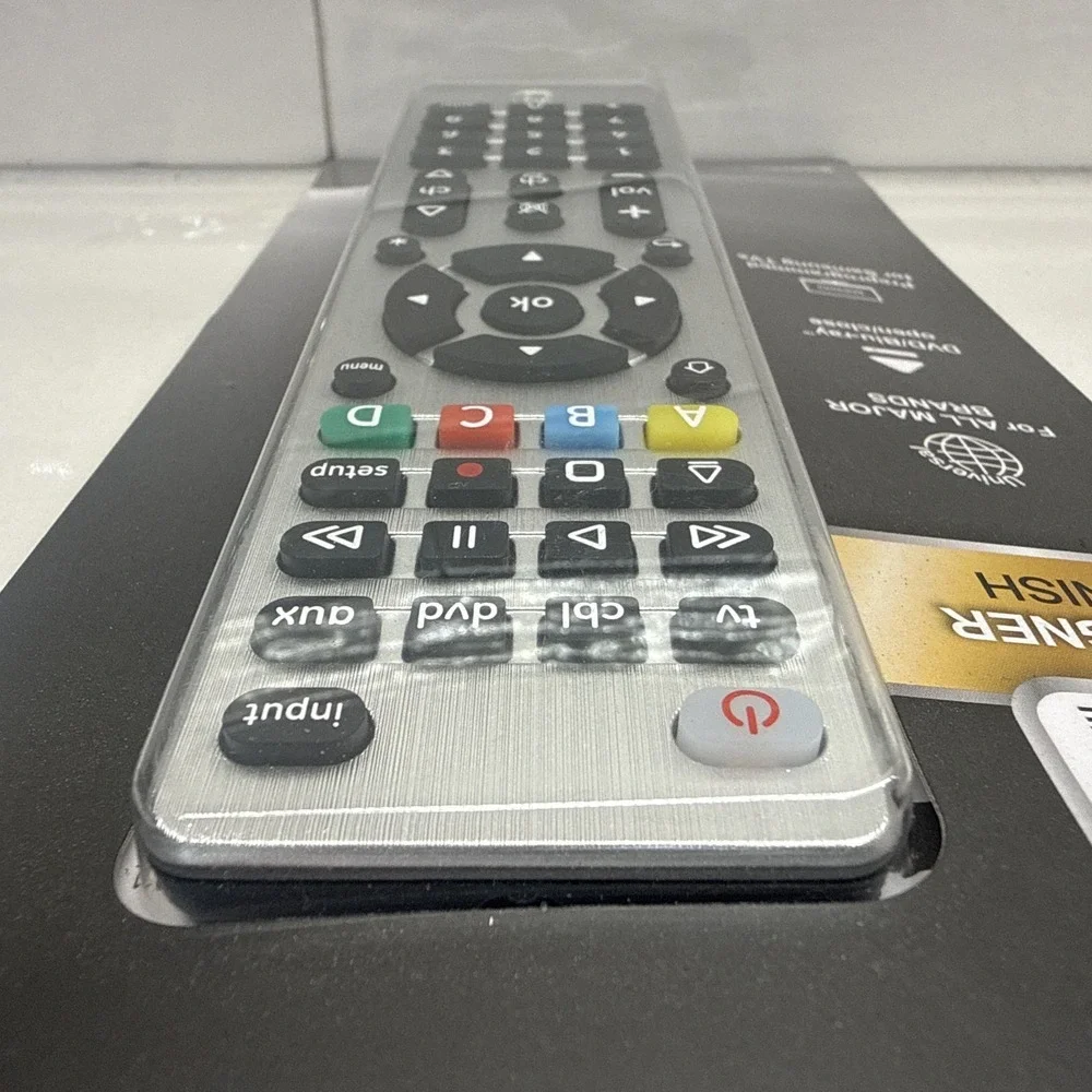 General Electric 33709 4 Device Universal Remote Control - New Silver